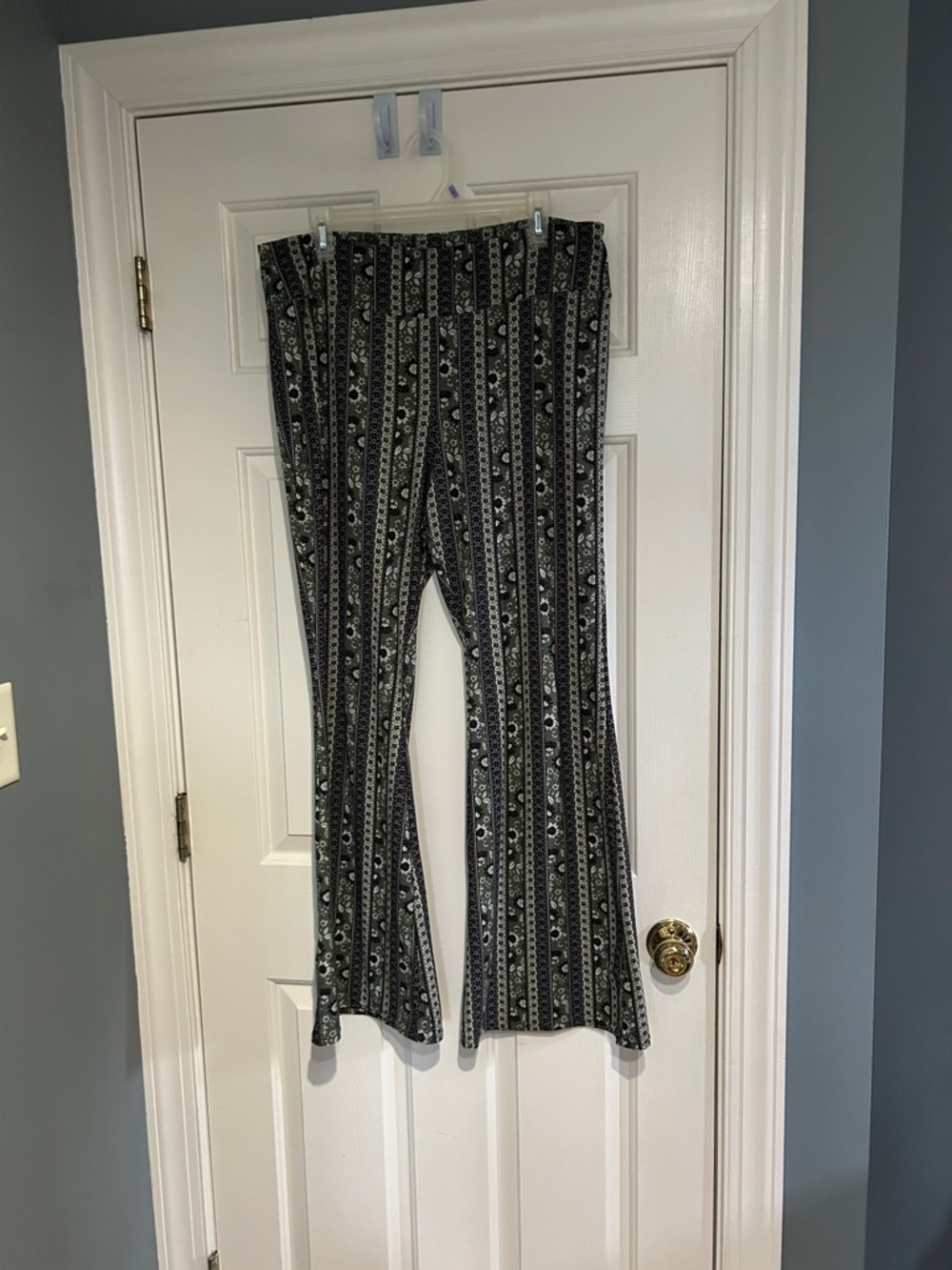 Lady’s boho pants